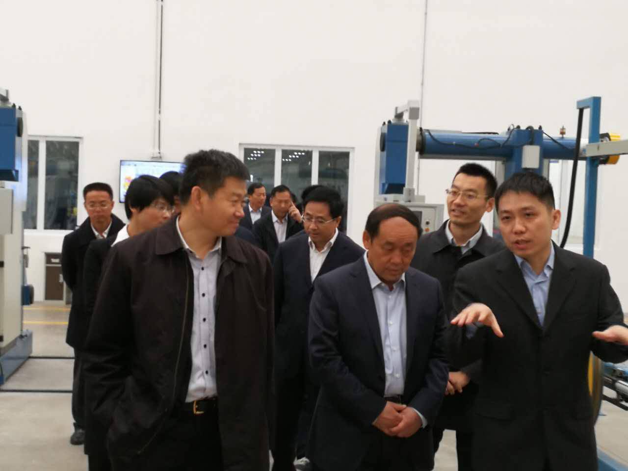 杨丙见最新动态探索，前沿话题与最新资讯速递